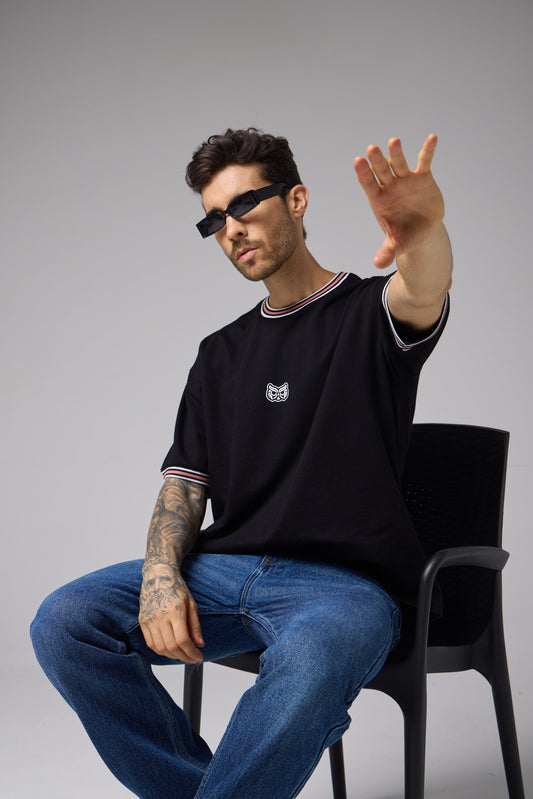 Onhete Emblem: Shadow Tee